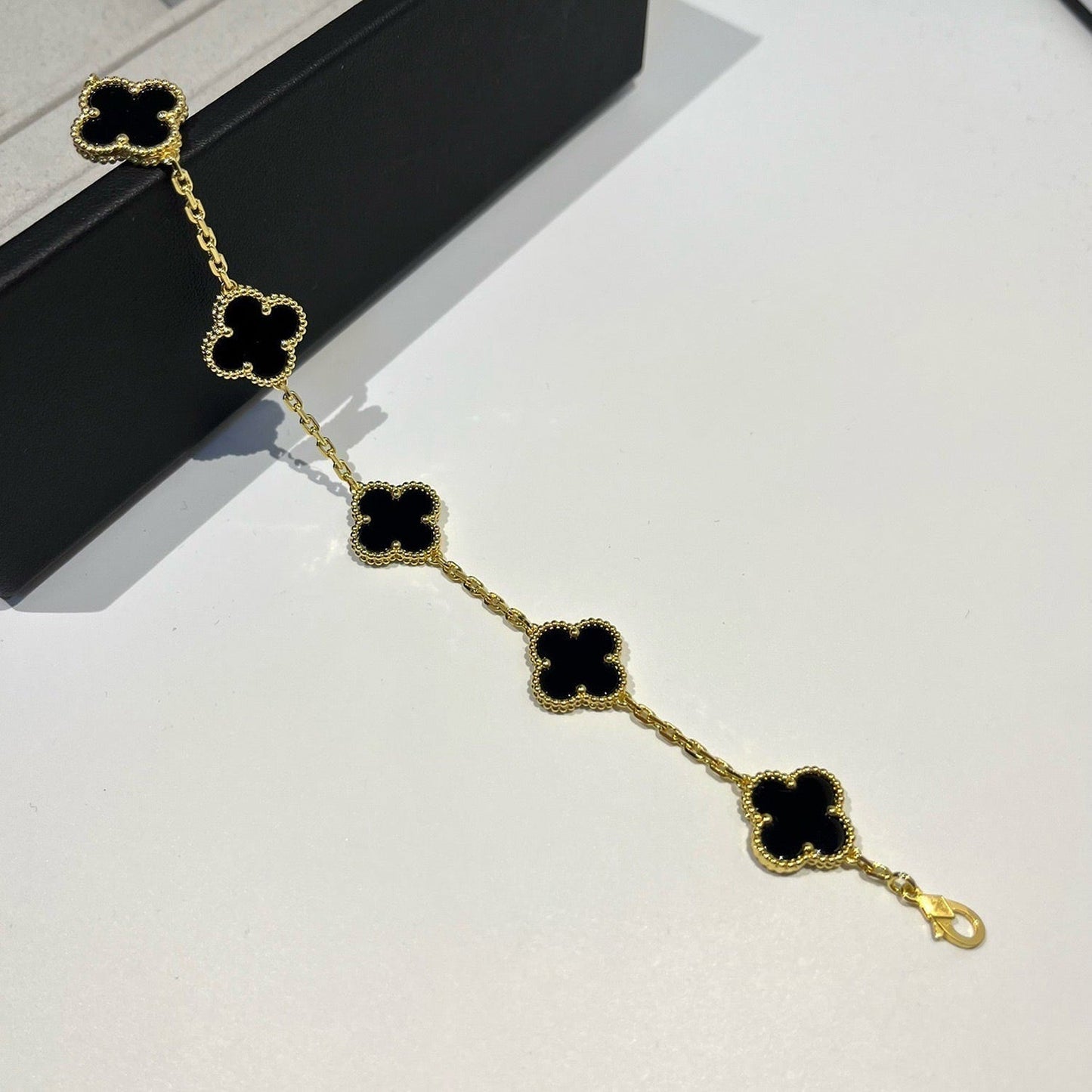 [Renovia Jewelry] CLOVER 5 MOTIF ONYXS BRACELET COLLECTION