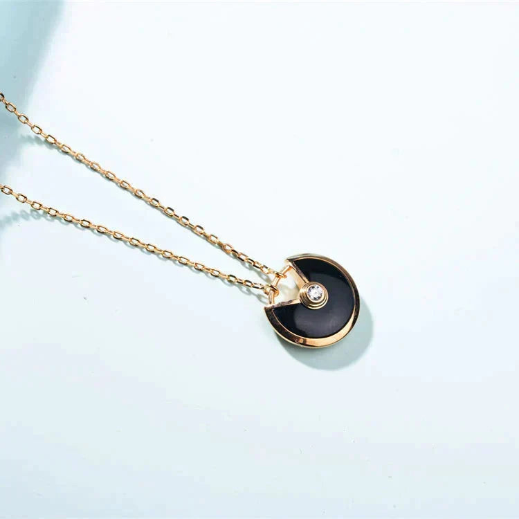 [Renovia Jewelry]AMULETTE GOLD CARNELIAN ONYX NECKLACE