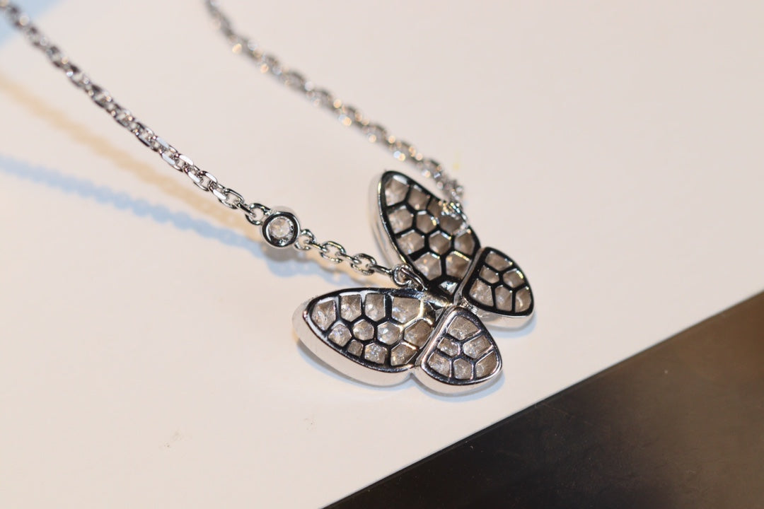 [Renovia Jewelry]BUTTERFLY DIAMOND NECKLACE