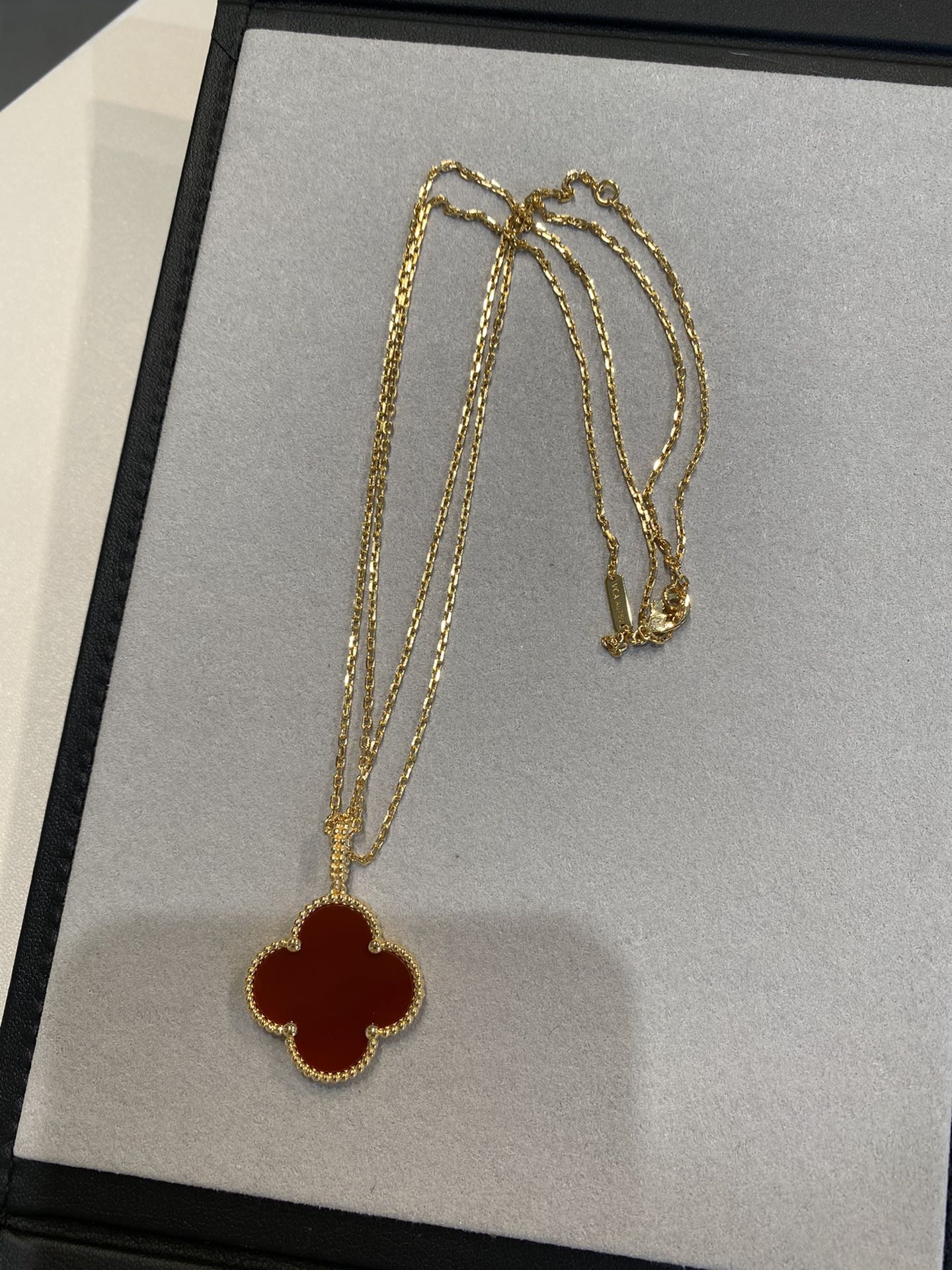 [Renovia Jewelry]CLOVER 25MM NECKLACE GOLD CARNELIAN