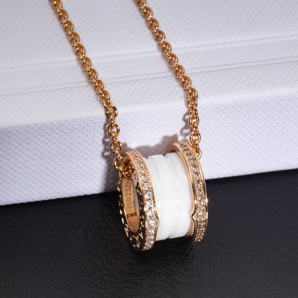 [Renovia Jewelry]ZERO 1 WHITE CERAMIC PINK GOLD DIAMOND NECKLACE