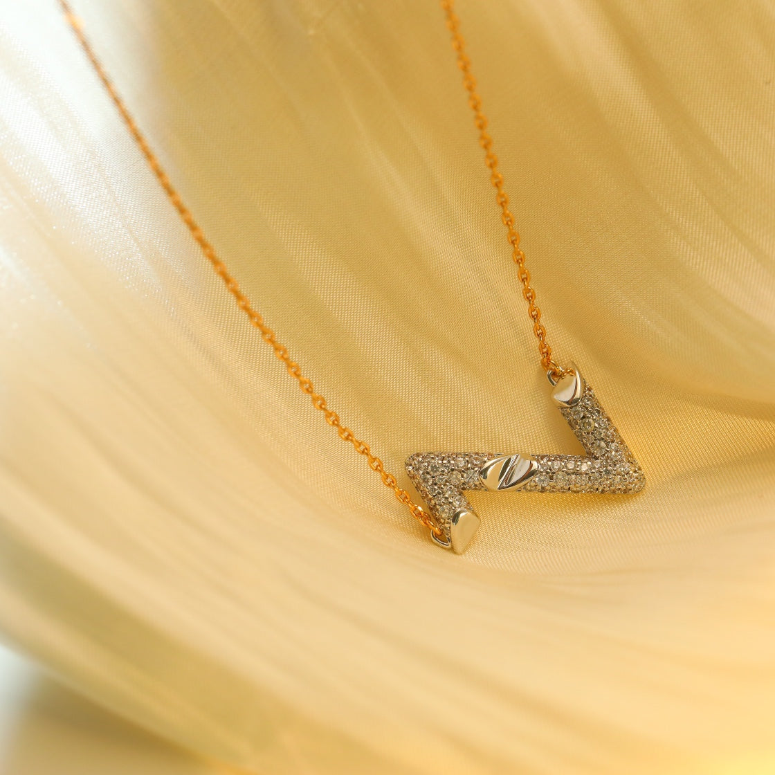 [Renovia Jewelry]VOLT SILVER DIAMOND PEDANT NECKLACE