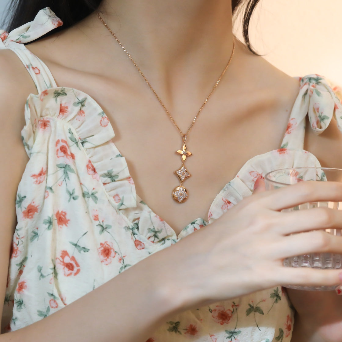 [Renovia Jewelry]STAR AND SUN DIAMOND PINK GOLD NECKLACE