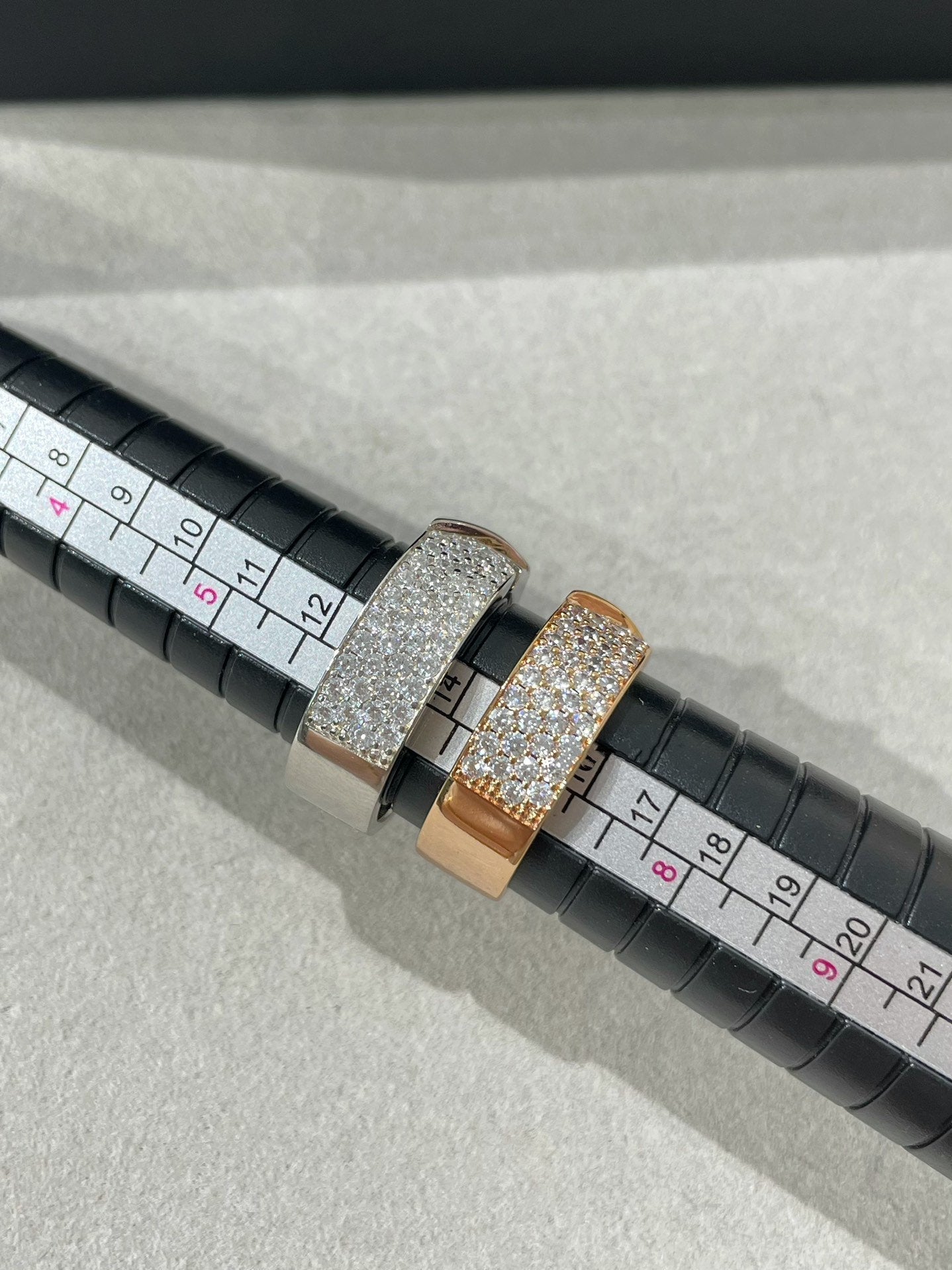 [Renovia Jewelry]LIENS EVIDENCE  DIAMOND PAVED RING