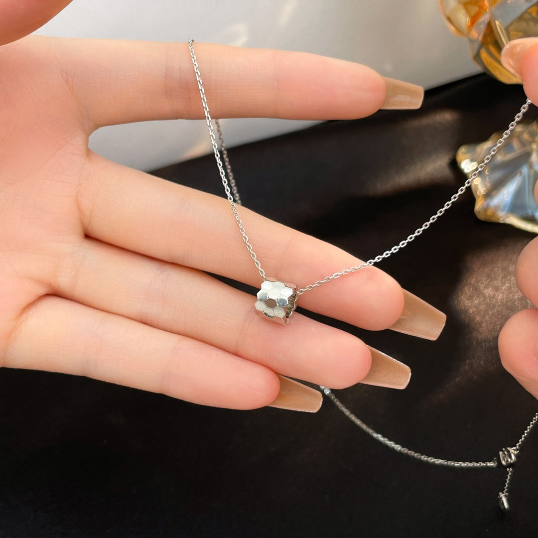 [Renovia Jewelry]BEE MINI NECKLACE