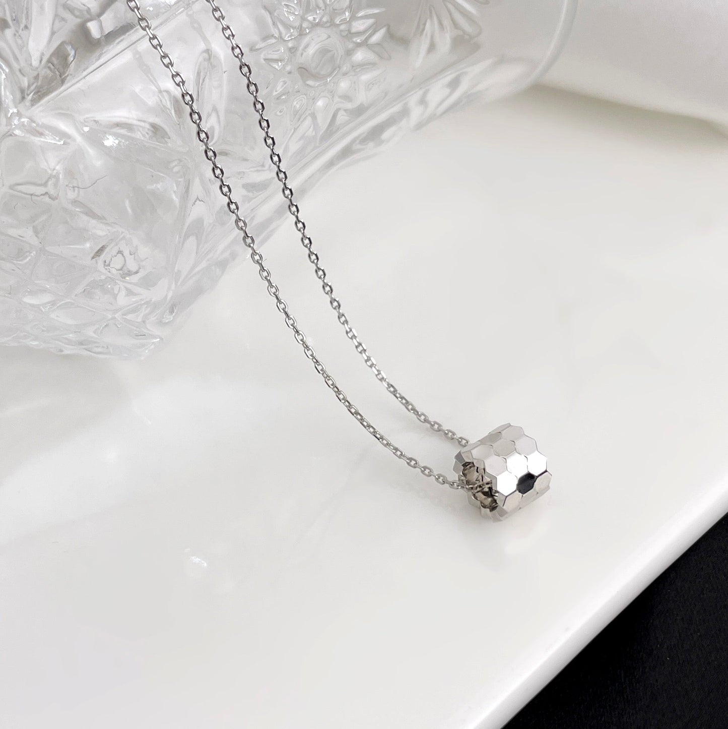 [Renovia Jewelry]BEE MINI NECKLACE