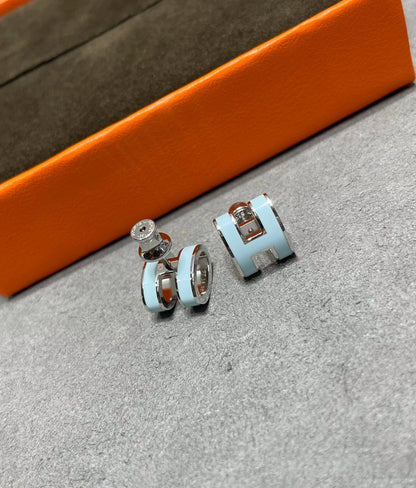 [Renovia Jewelry]POP H SKY BLUE STUD EARRINGS