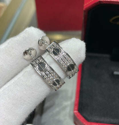 [Renovia Jewelry]LOVE CERAMIC DIAMOND PAVED SILVER EARRINGS