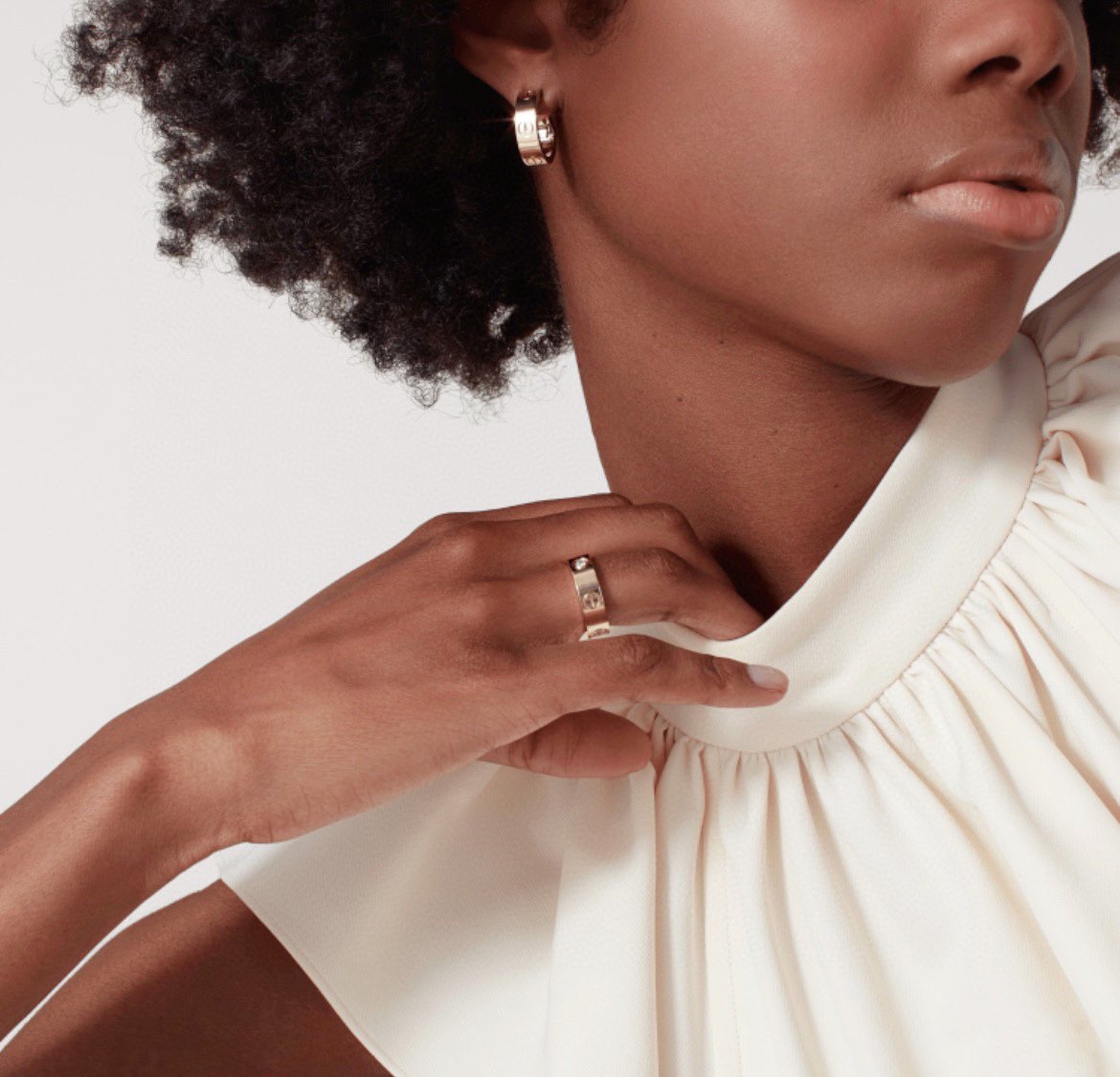 [Renovia Jewelry]LOVE 5.5MM EARRINGS