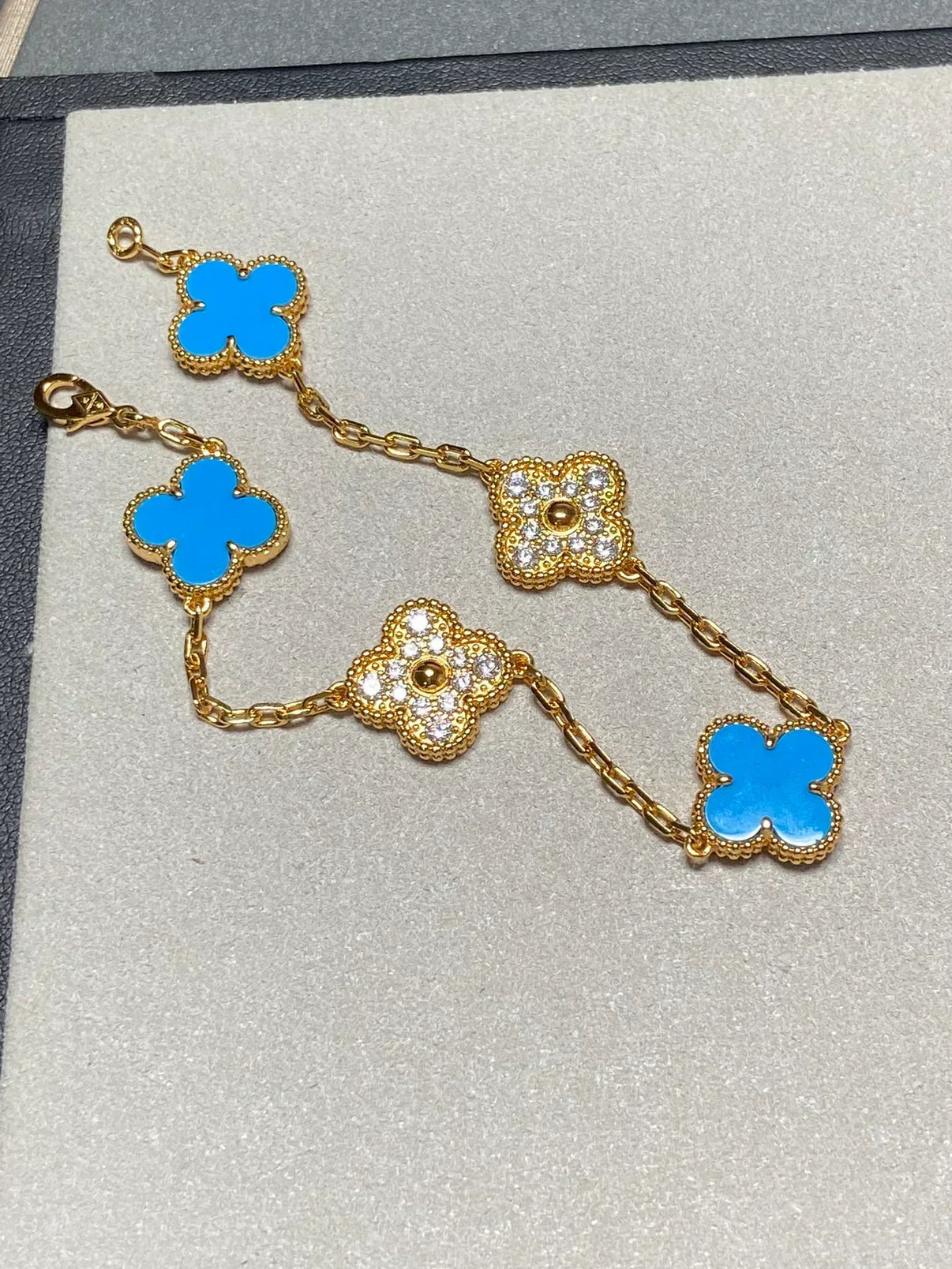 [Renovia Jewelry] CLOVER 5 MOTIF BLUE AGATE BRACELET COLLECTION