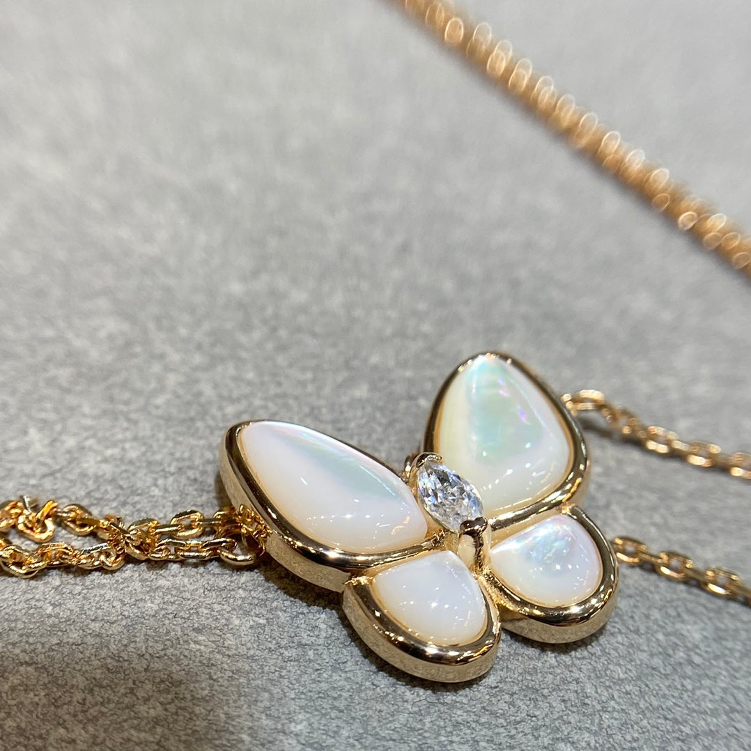 [Renovia Jewelry]BUTTERFLY MOP DIAMOND NECKLACE