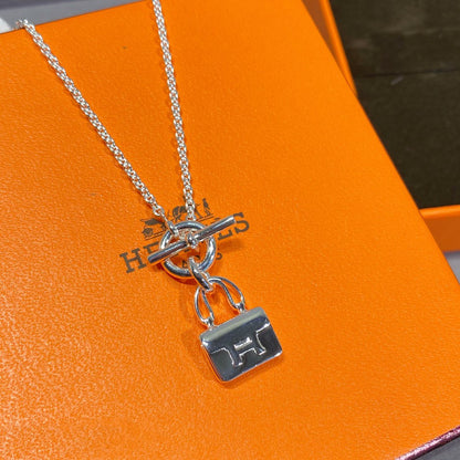 [Renovia Jewelry]CONSTANCE PEDANT SILVER NECKLACE