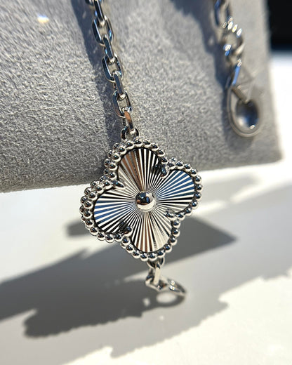 [Renovia Jewelry] CLOVER 5 MOTIF LASER BRACELET COLLECTION