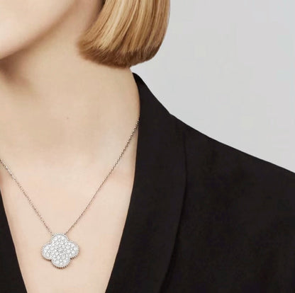 [Renovia Jewelry]CLOVER 25MM LARGE PENDANT DIAMOND PAVED SILVER NECKLACE