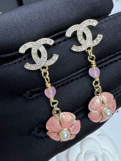 [Renovia Jewelry]26C Pink Camellia Enamel Pendant with Double C Earrings