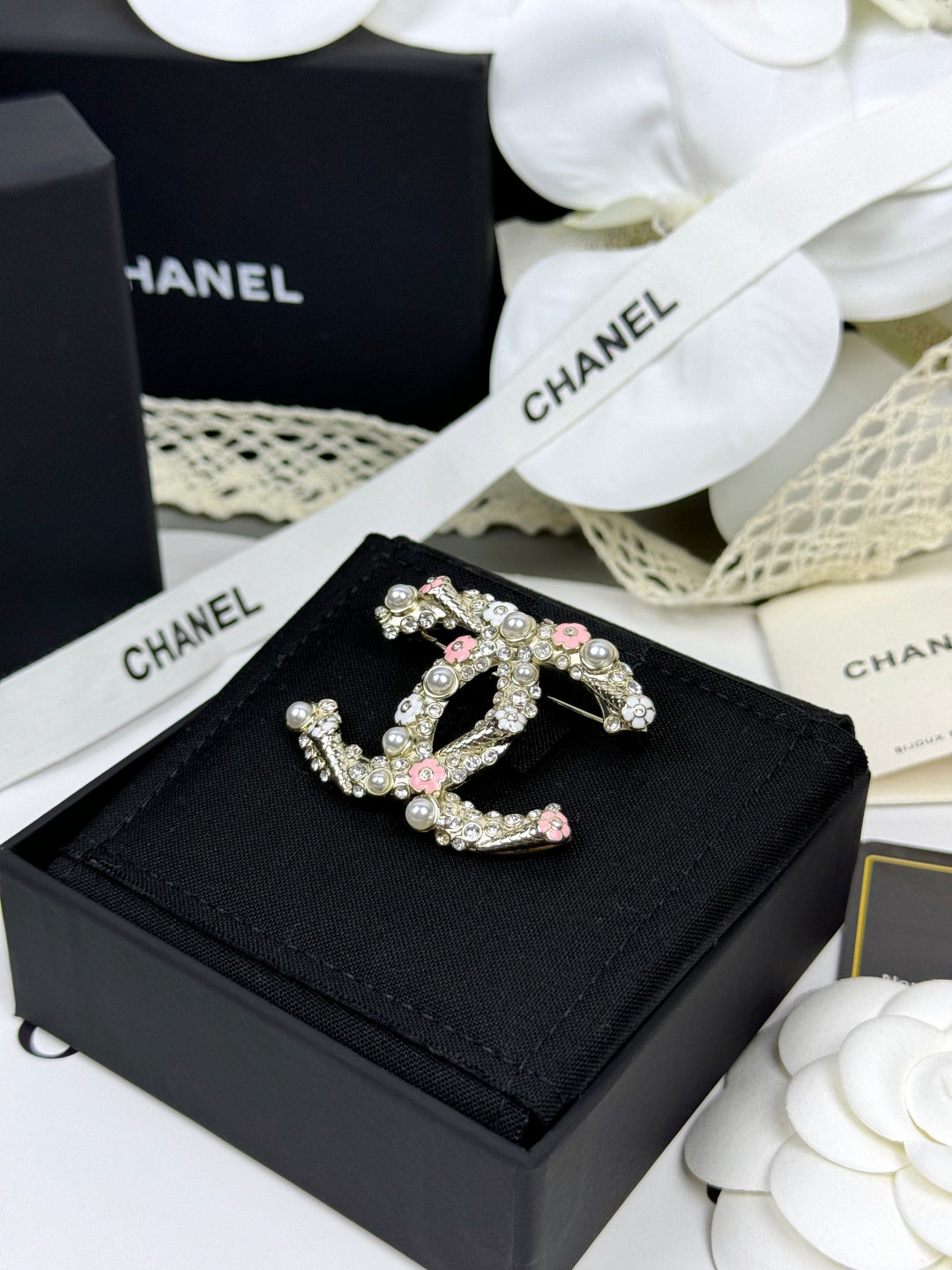 [Renovia Jewelry]26C Pink-White Enamel Ice Cream Cone Double C Brooch