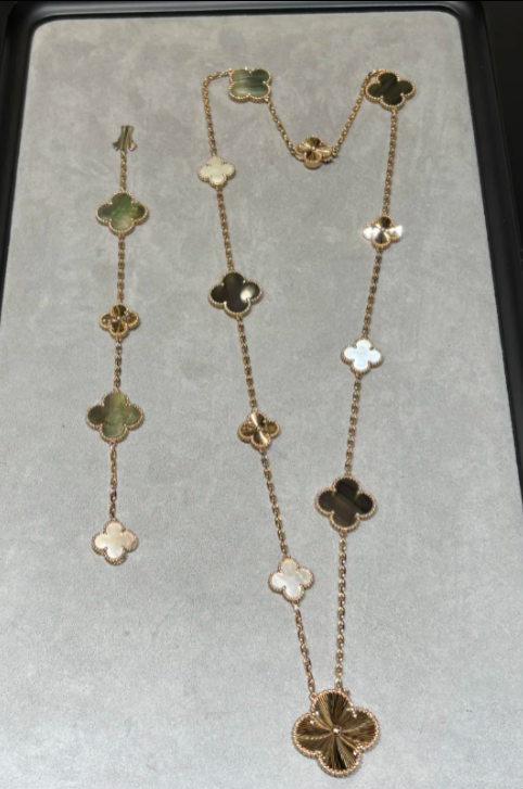 [Renovia Jewelry]DETACHABLE CLOVER 15(11+4) FLOWER SILVER NECKLACE SET