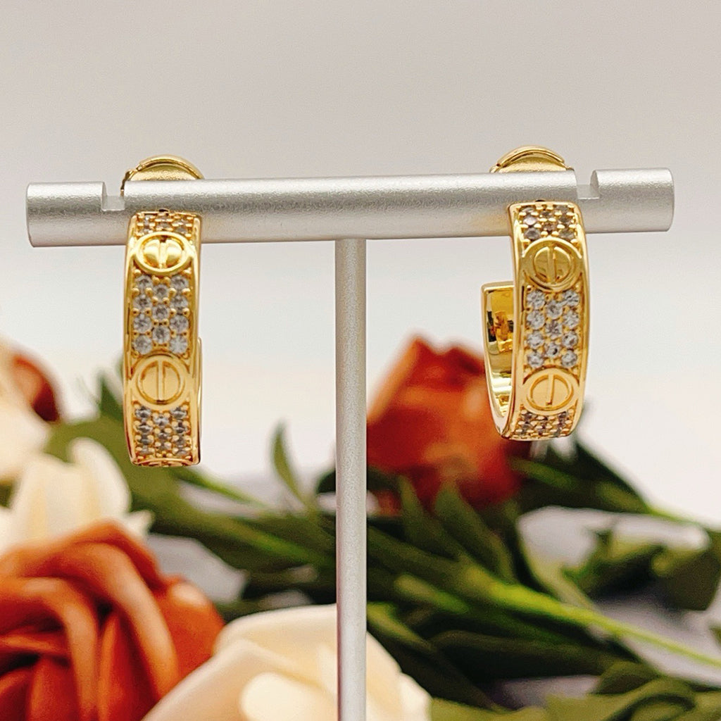 [Renovia Jewelry]LOVE 5.5MM DIAMOND PAVED EARRINGS