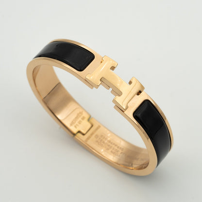 [Renovia Jewelry]H BLACK BRACELET