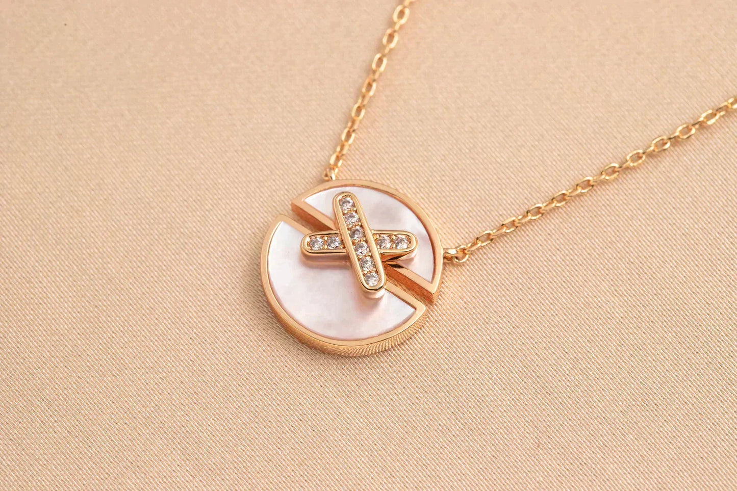 [Renovia Jewelry]JEUX DE ROSE GOLD DIAMOND NECKLACE