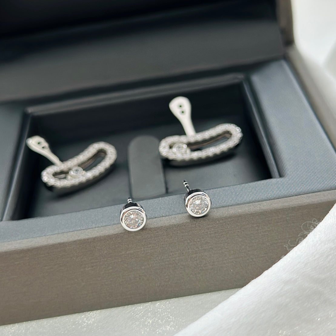 [Renovia Jewelry]MOVE UNO SILVER DIAMOND EARRINGS
