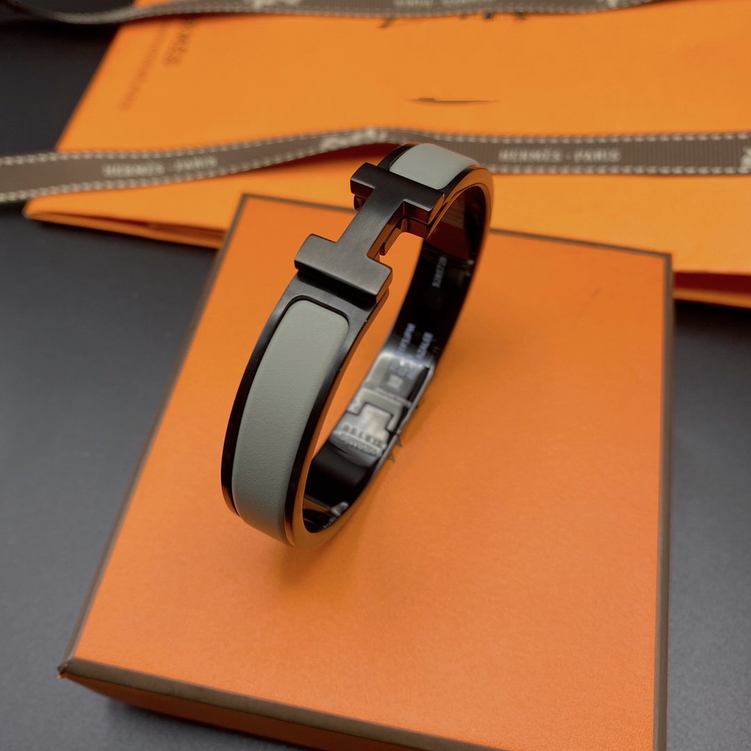 [Renovia Jewelry]CLIC HM SO BLACK GREY BRACELET