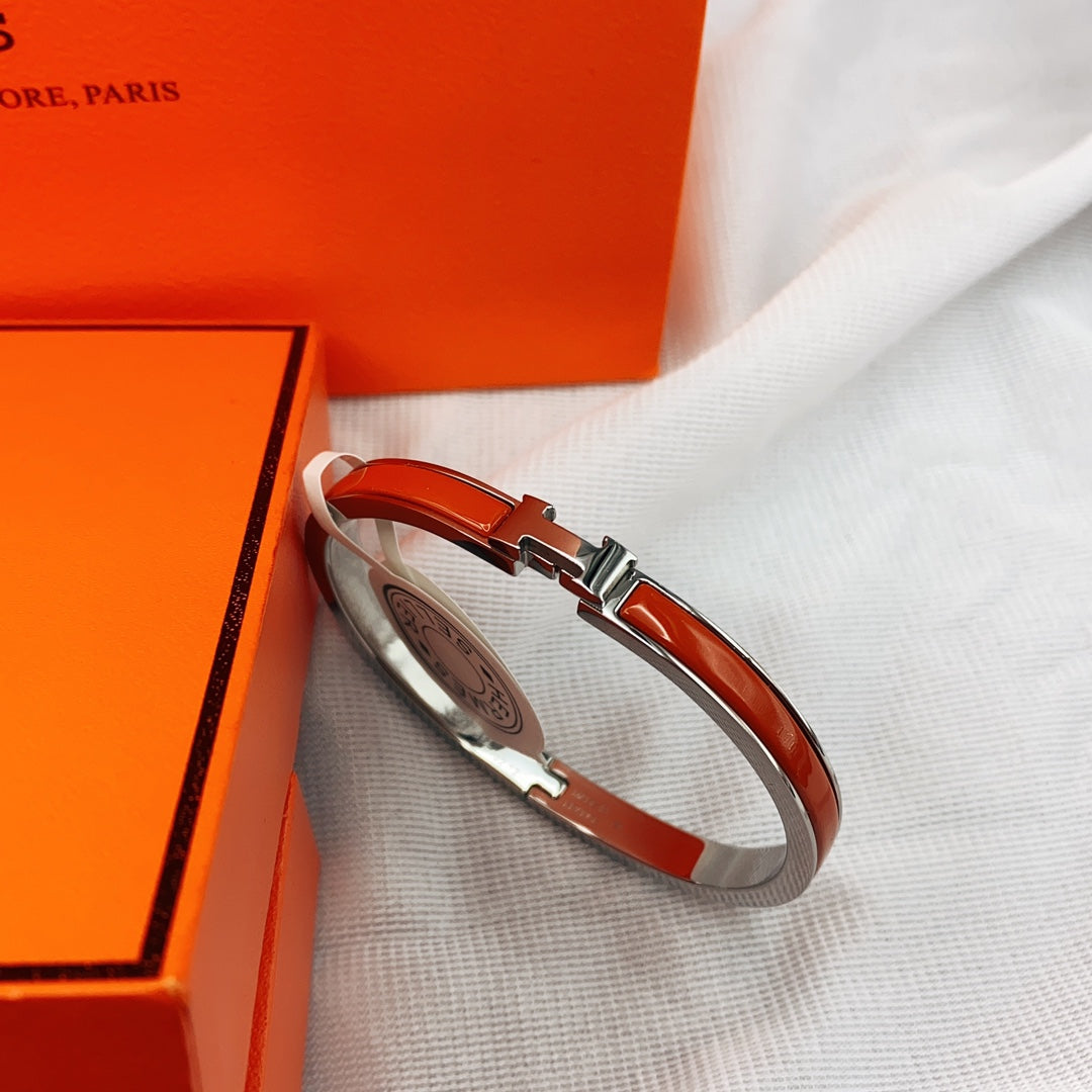 [Renovia Jewelry]CLASSIC HM CLIC RED 8MM ENAMEL BRACELET