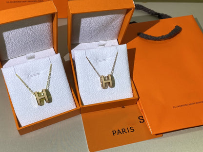 [Renovia Jewelry]HM CLIC YELLOW ENAMEL GOLD NECKLACE