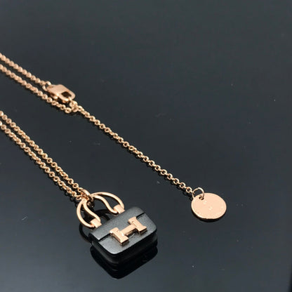 [Renovia Jewelry]WOMEN'S HM AMULETTES CONSTANCE PENDANT NECKLACE
