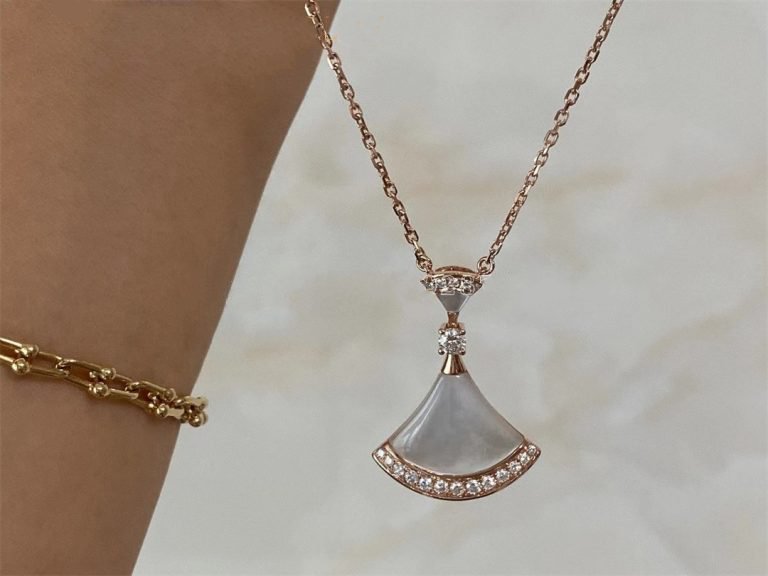 [Renovia Jewelry]DREAM NECKLACE MOP PINK GOLD DIAMOND