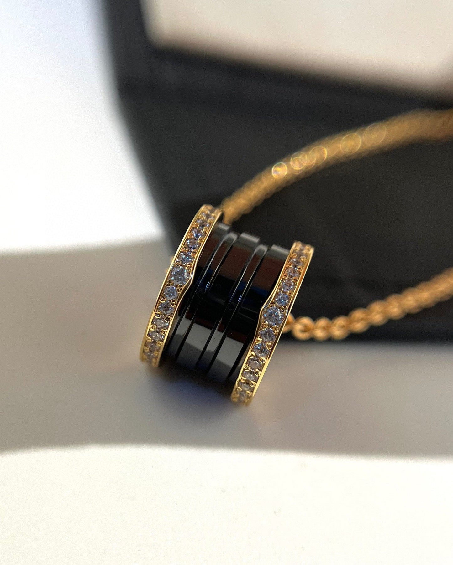 [Renovia Jewelry]ZERO 1 BLACK CERAMIC DIAMOND PINK GOLD NECKLACE